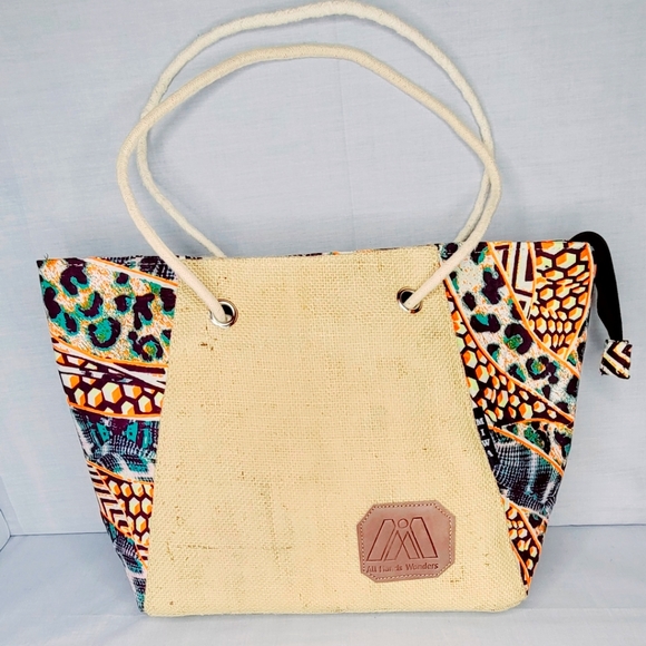 Handmade Bags from West Africa - Picture 2 of 8